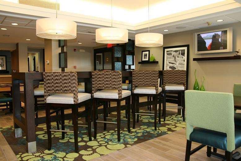 Hampton Inn Мебан Интерьер фото